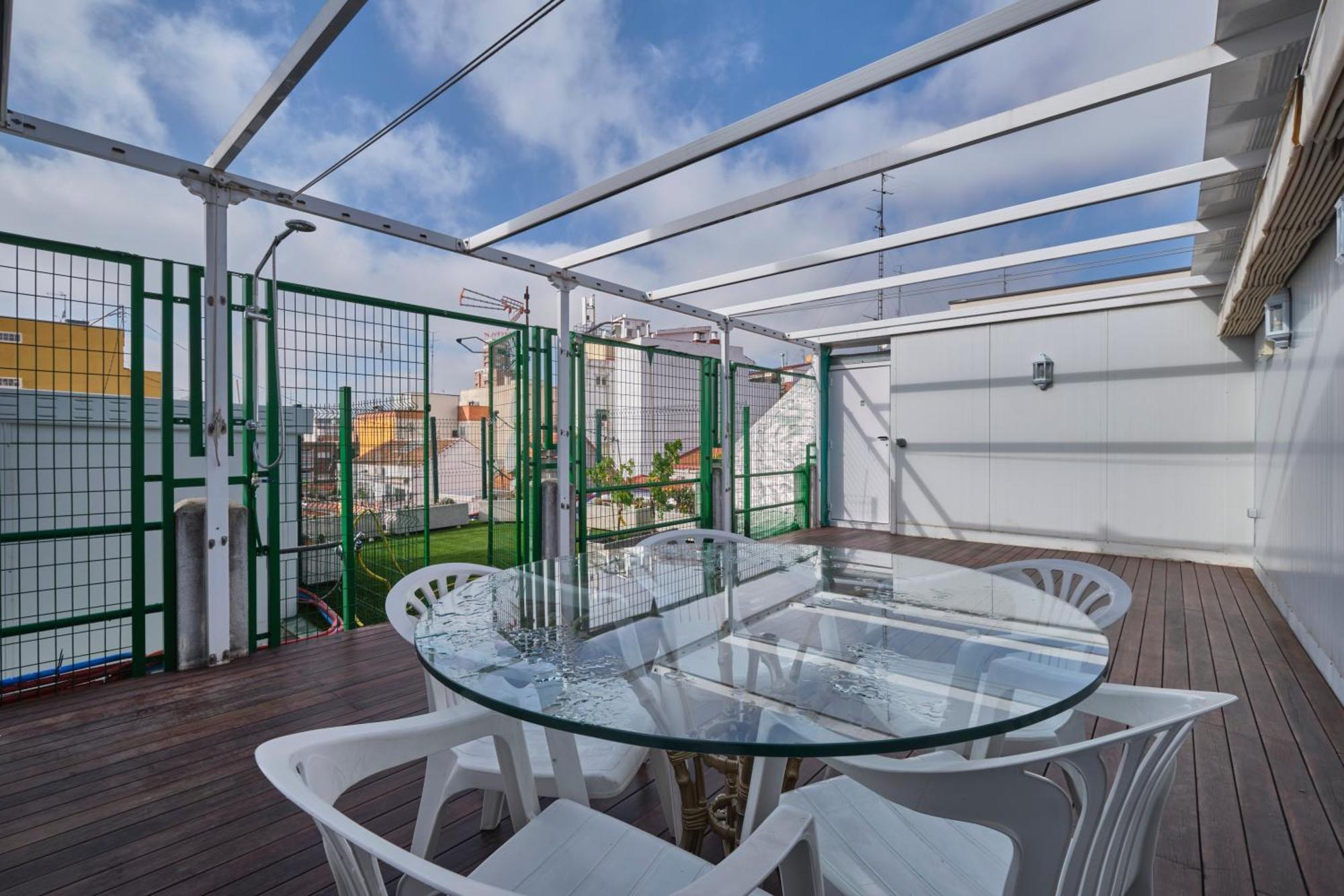 Apartamentos Carlos Madrid Exterior foto